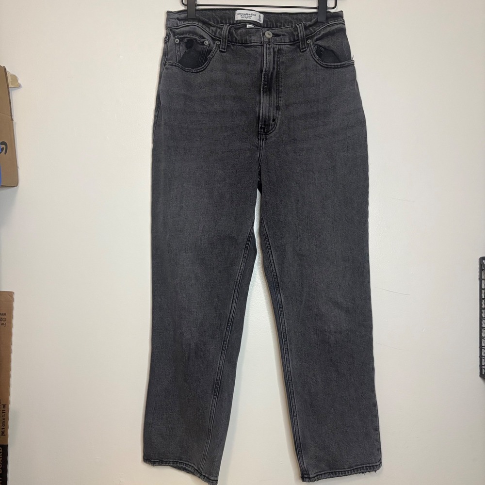 Abercrombie & Fitch The Ankle Straight Ultra High Rise Gray Wash‎ Jeans